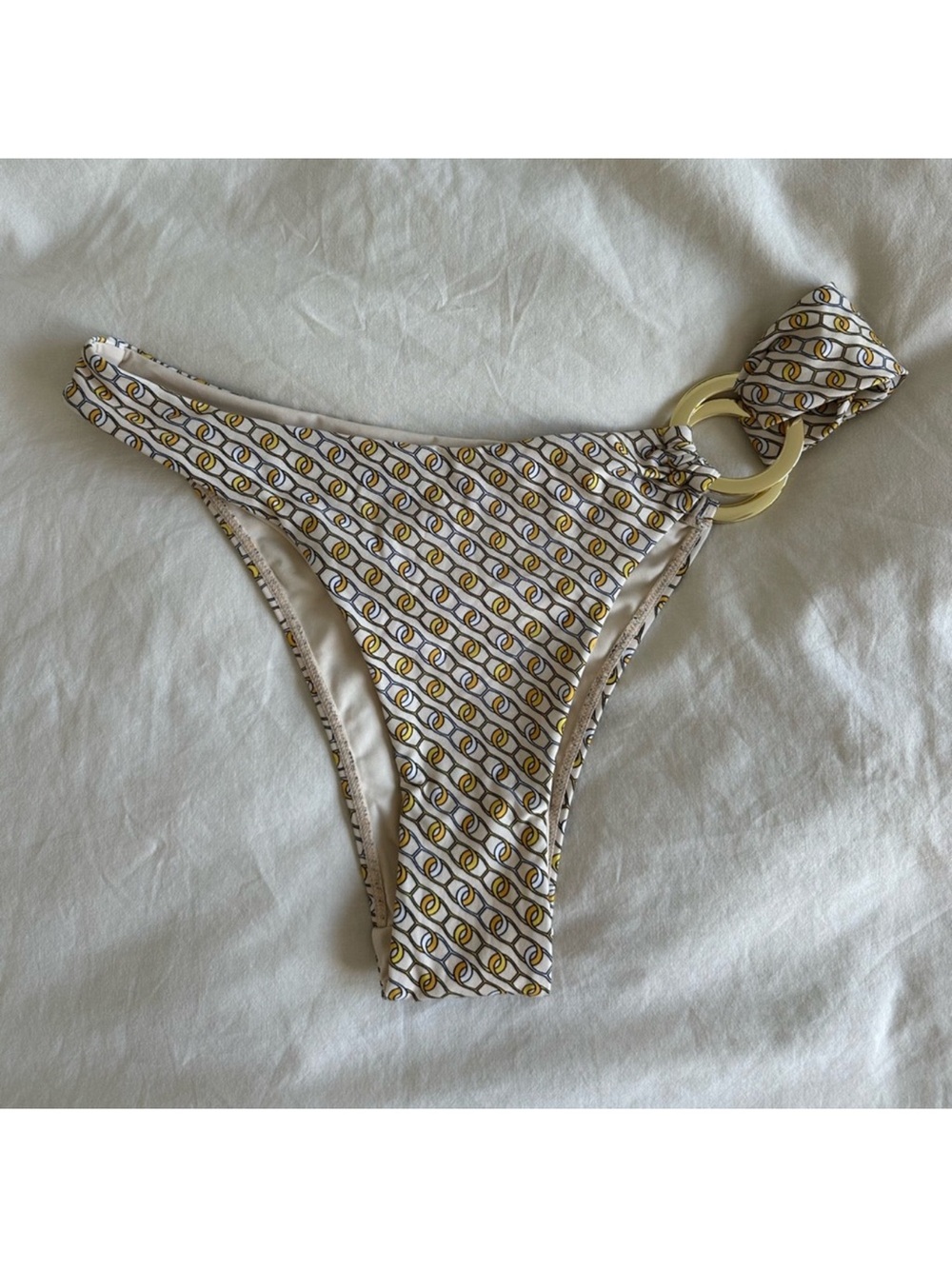 Monday Swimwear Yellow and White Patterned Bikini set with Sarong! 3 piece set! - Picture 6 of 10